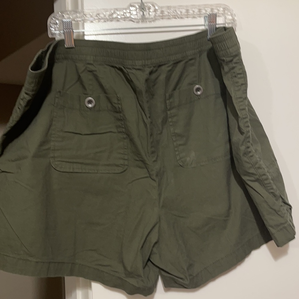 Shorts - Picture 2 of 2